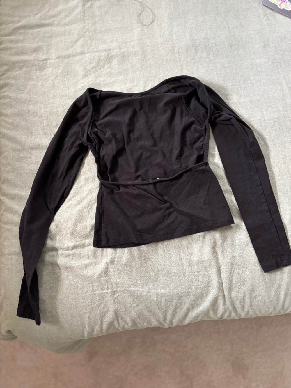 Princess Polly Open Back Black Long Sleeve - size 4